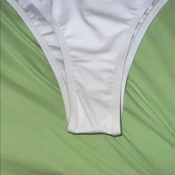 Stylish One Piece Swimsuit one shoulder - White and Black - Picture 4 of 8